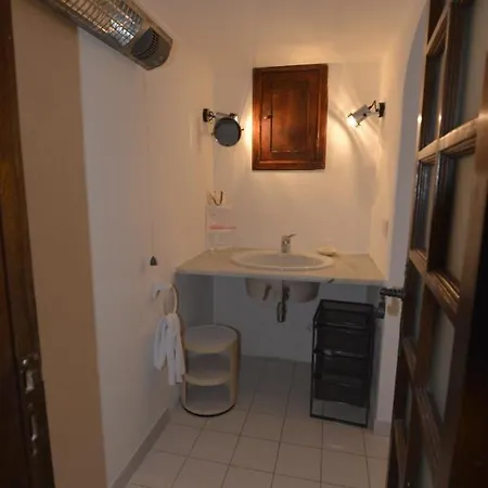 Villino Prota, Ridente Con Panorama Mozzafiato فيلة